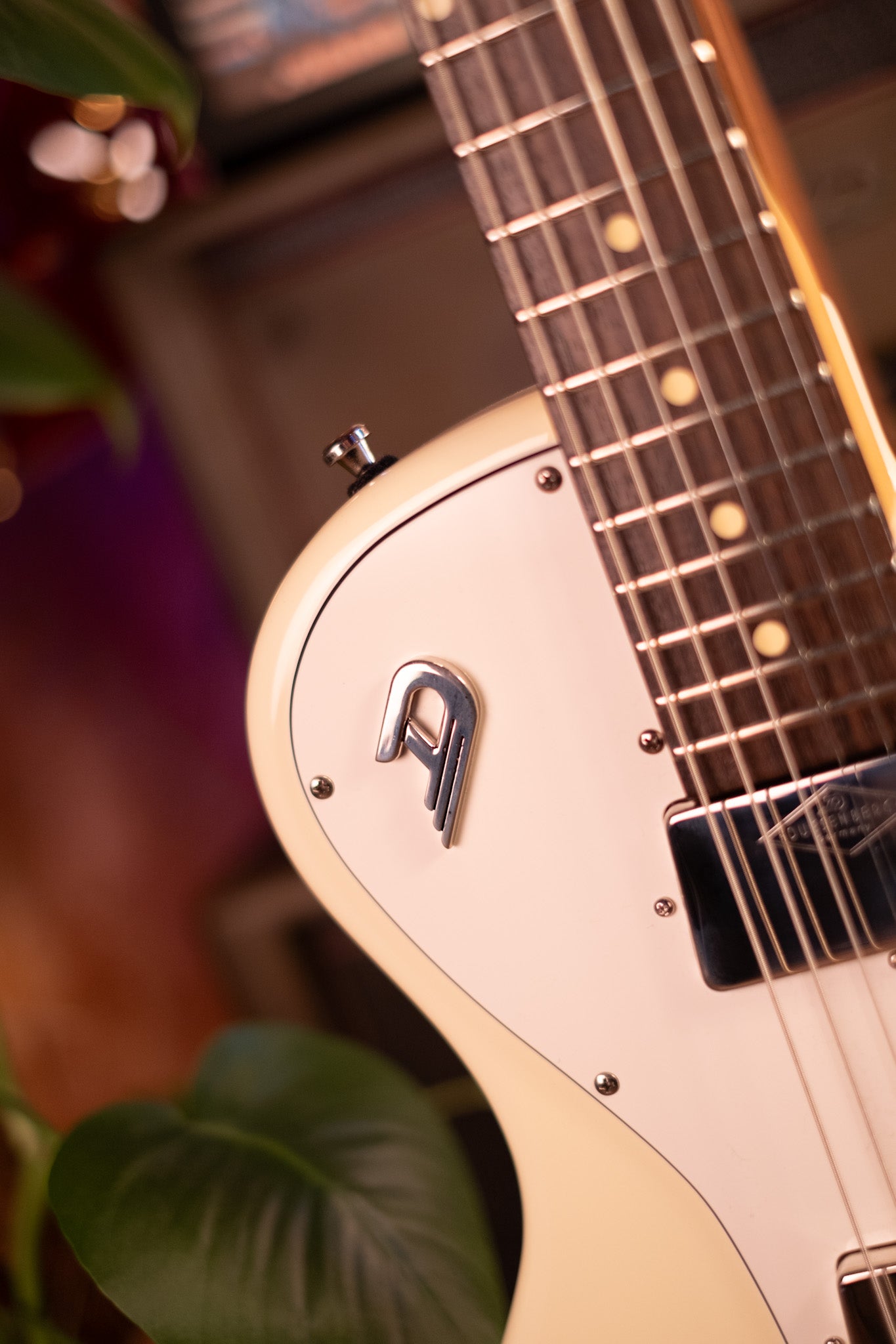 Duesenberg Julietta Vintage White